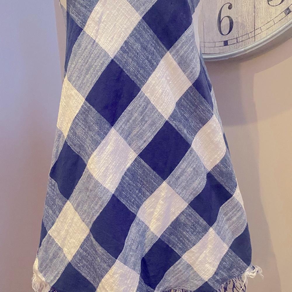 Flannel dress. - Picture 2 of 4
